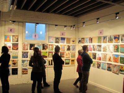 Chocolate Maker fills 300 Plates